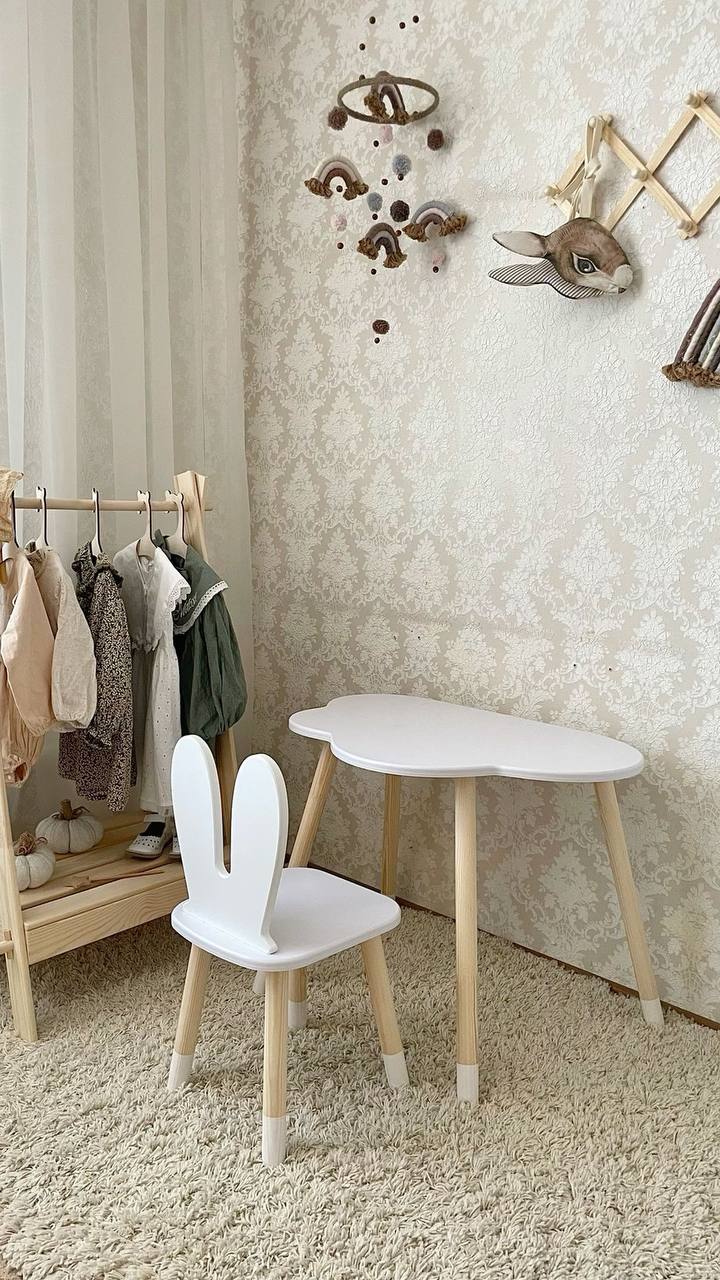 Bun and Fluff Chair
