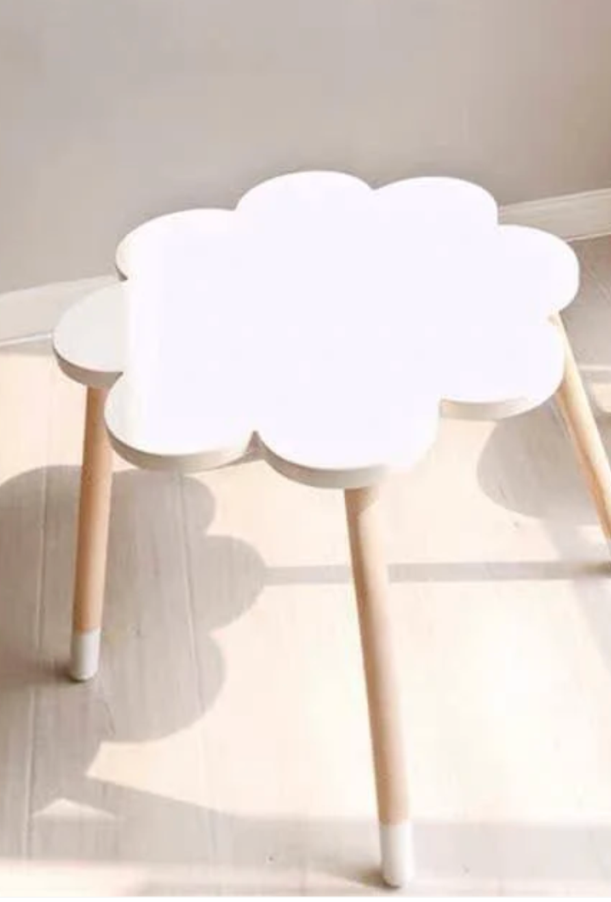 Petal Play Table
