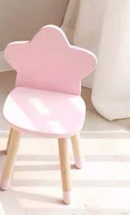 Petal Play Table